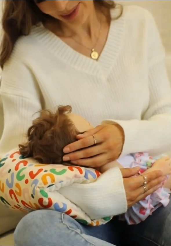 Baby arm nursing pillow
